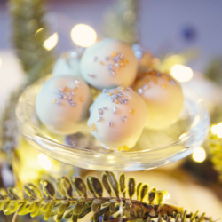 Champagne Christmas Pearl