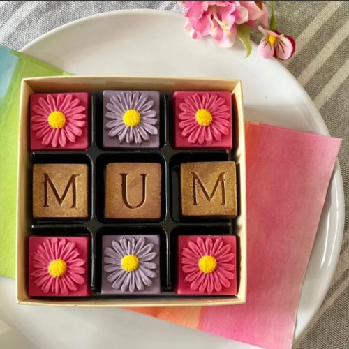 Mum & Flowers Chocolates