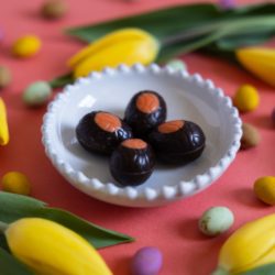 Dark chocolate orange praline egg